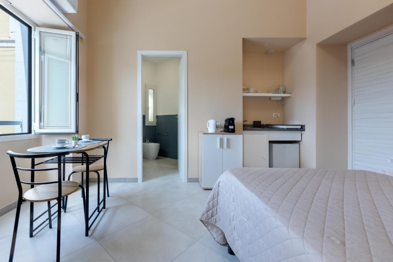 Bonnystudios Holiday Apartments Каляри Екстериор снимка